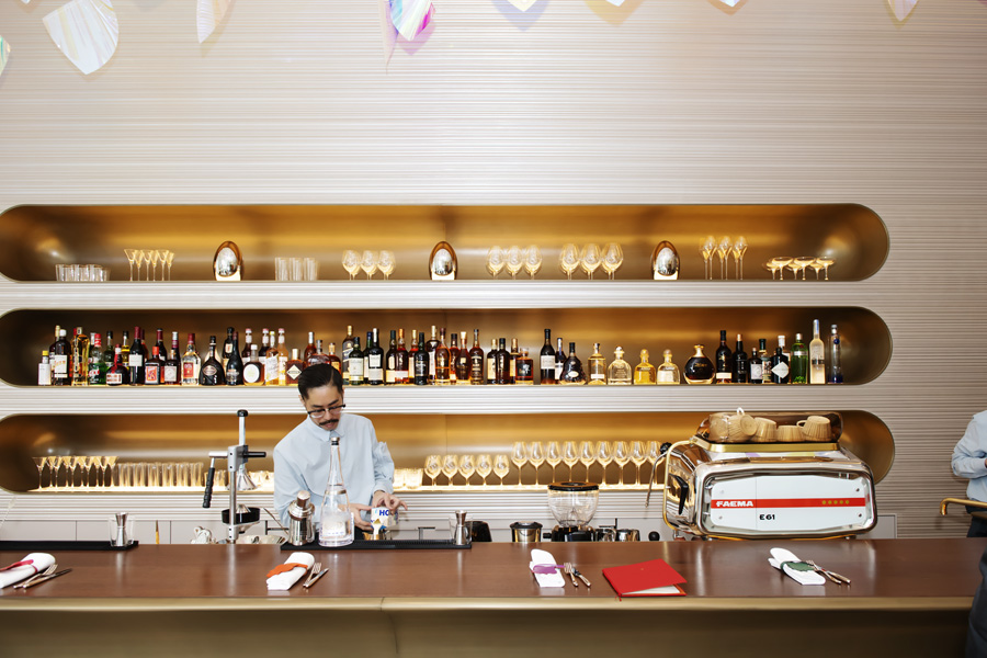Le Café V—Louis Vuitton's First Café—To Open In Japan